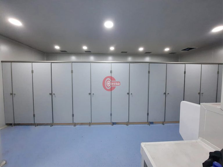 Phenolic-cubicle-toilet-10